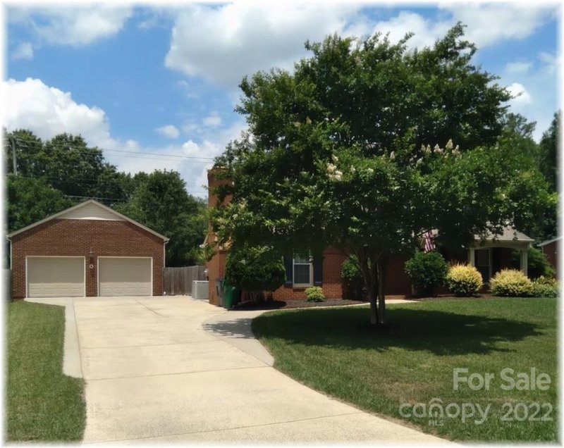 Property image 3 at 7526 Yellow Pine Court, Charlotte, NC 28277