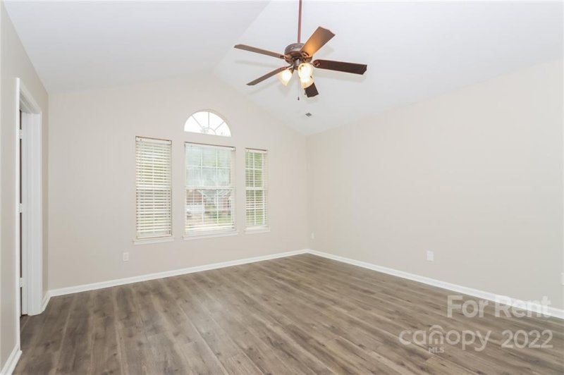 Property image 4 at 2928 Canary Court, Charlotte, NC 28269