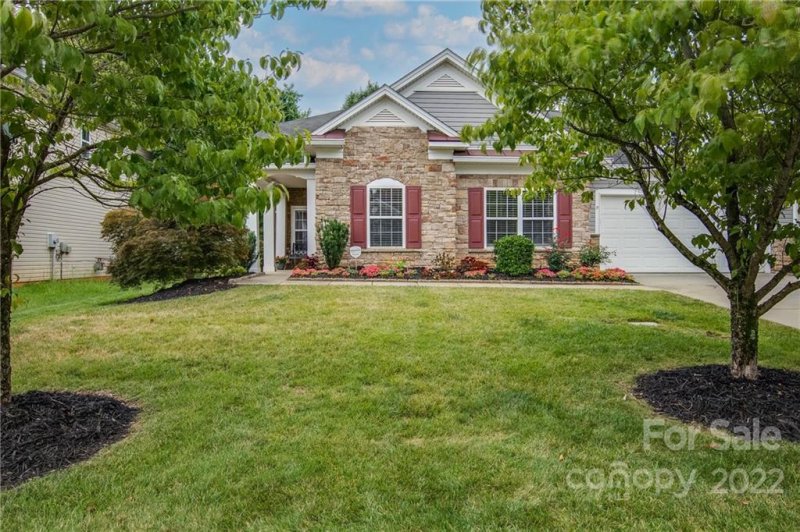 Property image 2 at 322 Mount Side Way, Fort Mill, SC 29715