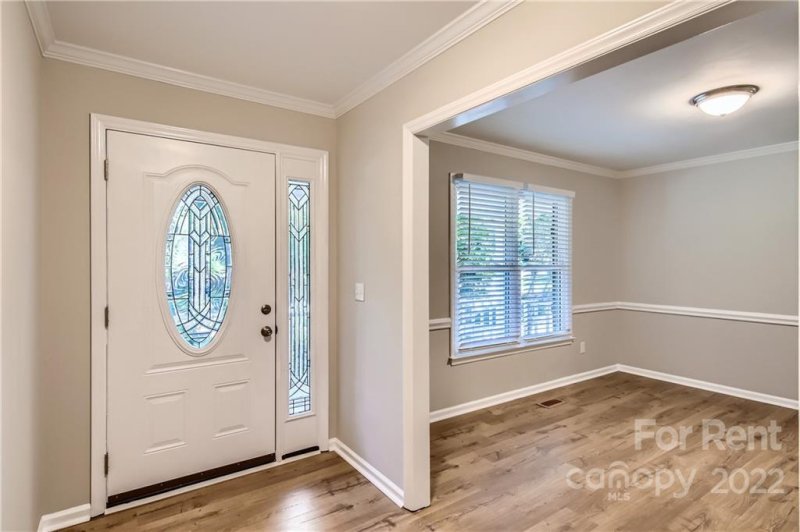 Property image 4 at 6837 Van De Rohe Drive, Charlotte, NC 28215