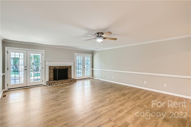 Property image 5 at 6837 Van De Rohe Drive, Charlotte, NC 28215