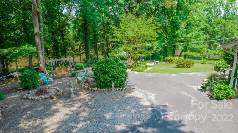 Property image 3 at 314 Lakewood Road, Belmont, NC 28012