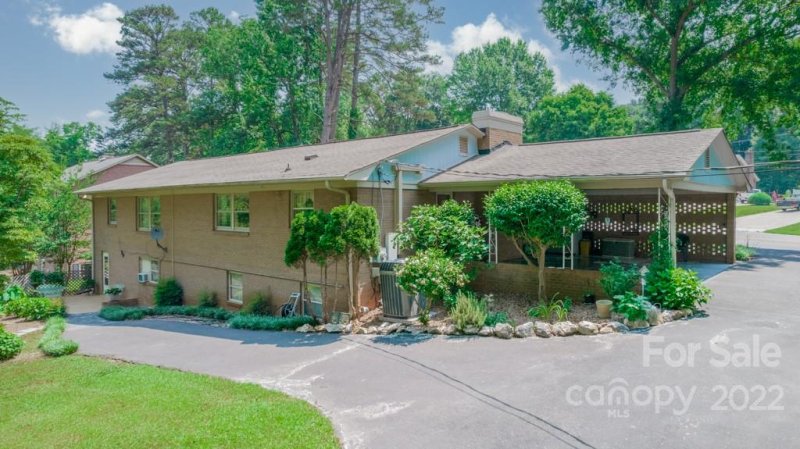 Property image 5 at 314 Lakewood Road, Belmont, NC 28012