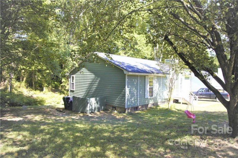 Property image 3 at 8226 Terra Linda Lane, Charlotte, NC 28215