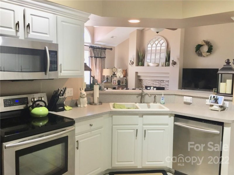 Property image 5 at 9505 Mitchell Glen Drive, Charlotte, NC 28277