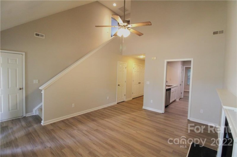 Property image 5 at 5214 Grass Run Court, Charlotte, NC 28216