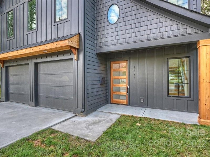 Property image 2 at 1424 E 35th Street, Charlotte, NC 28205