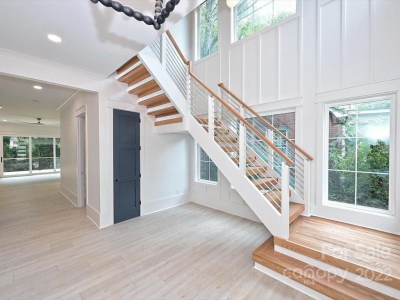 Property image 4 at 1424 E 35th Street, Charlotte, NC 28205