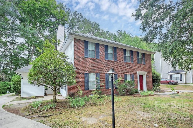 Property image 2 at 6716 Bevington Ridge Road, Charlotte, NC 28277