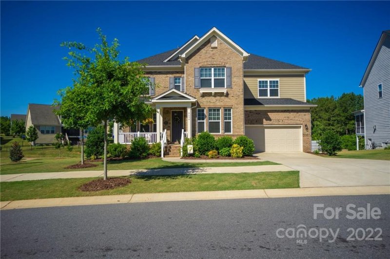 Property image 2 at 8634 Shadetree Street, Huntersville, NC 28078