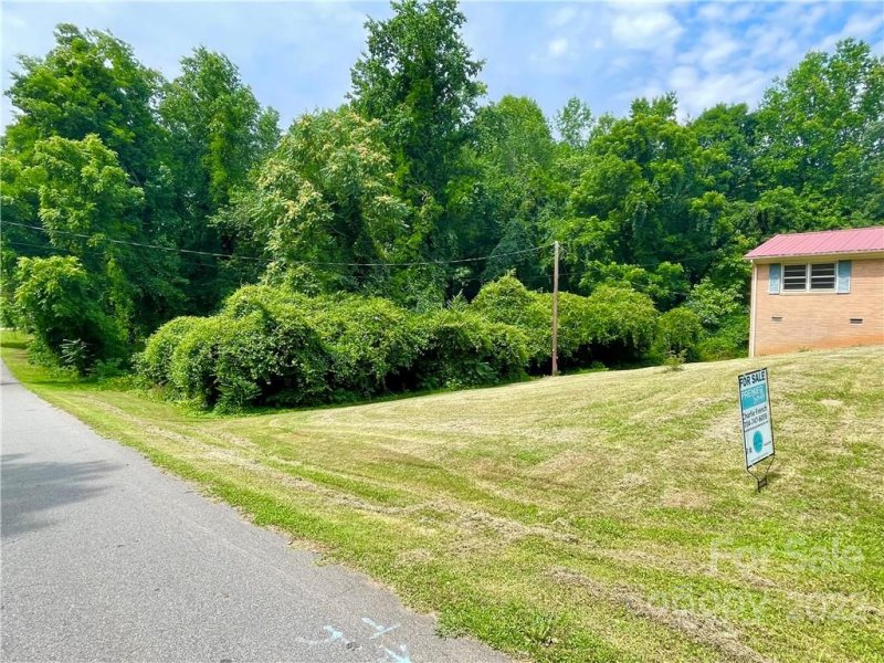 Property image 4 at 2116 Fallsdale Drive, Gastonia, NC 28052