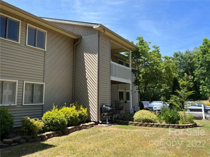 140 Lake Concord Road