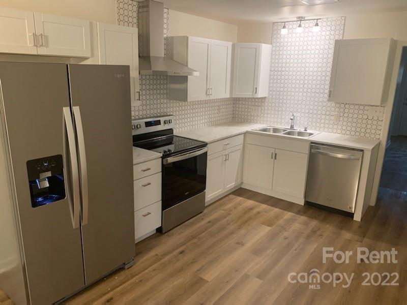 Property image 3 at 303 Woodridge Drive, Belmont, NC 28012