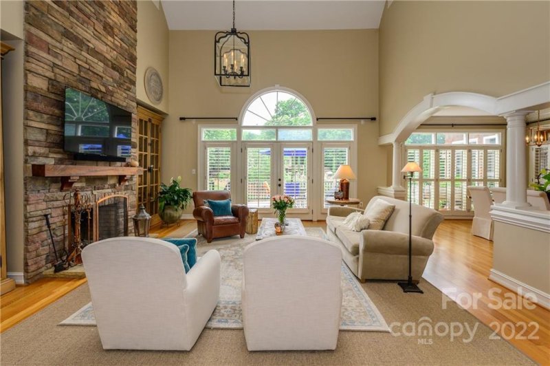 Property image 4 at 21300 Blakely Shores Drive, Cornelius, NC 28031