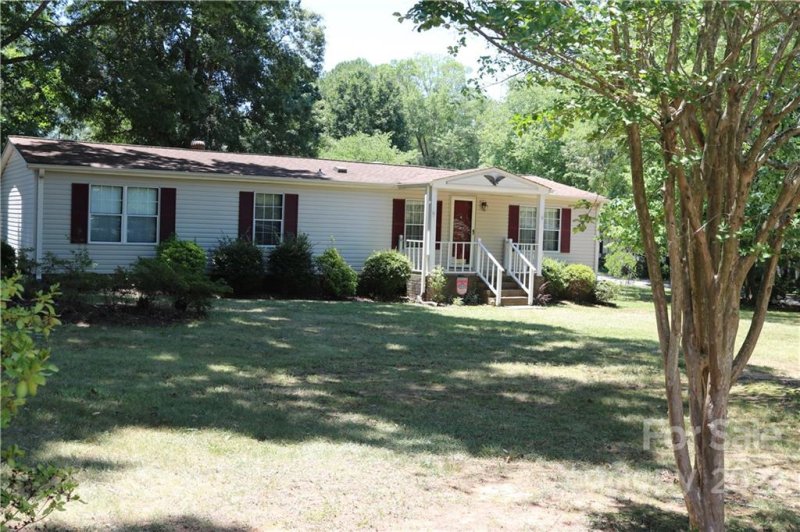 Property image 3 at 1256 Southwood Drive, Clover, SC 29710