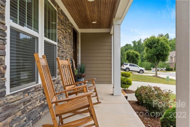 Property image 3 at 1211 39th Avenue, Hickory, NC 28601