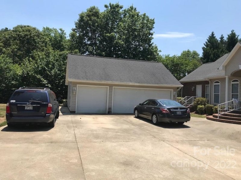 Property image 2 at 9245 Belle Pines Court, Sherrills Ford, NC 28673