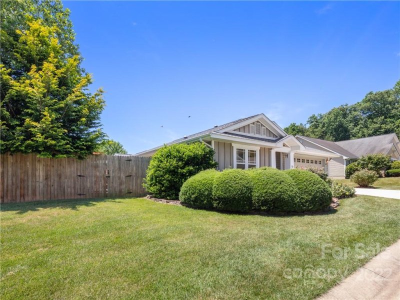 Property image 2 at 46 Sunview Circle, Arden, NC 28704