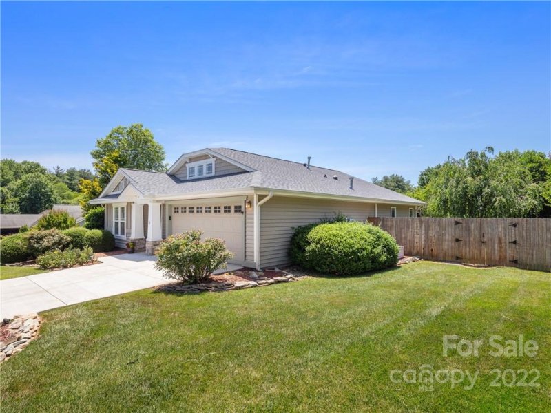 Property image 3 at 46 Sunview Circle, Arden, NC 28704