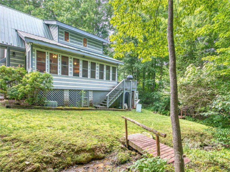 Property image 2 at 25 Trapper Lane, Waynesville, NC 28785