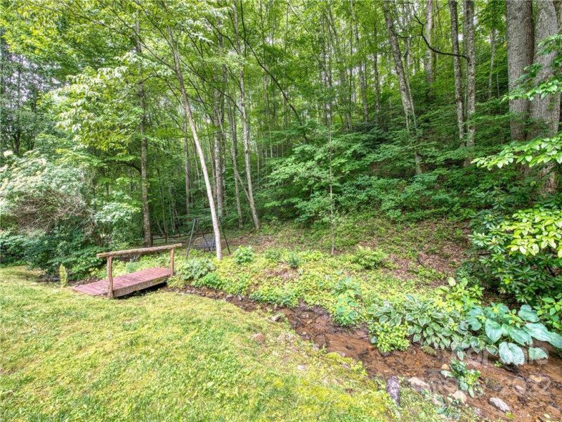 Property image 4 at 25 Trapper Lane, Waynesville, NC 28785