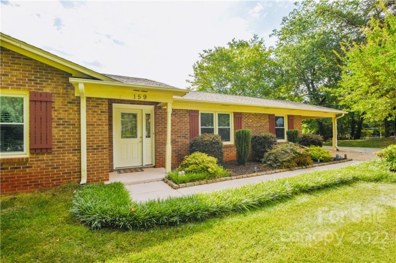 Property image 3 at 159 Danbury Lane, Statesville, NC 28625