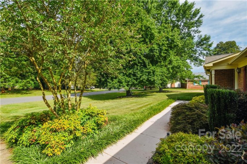 Property image 5 at 159 Danbury Lane, Statesville, NC 28625