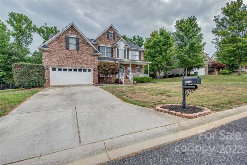 Property image 2 at 5213 Featherstone Court, Gastonia, NC 28056