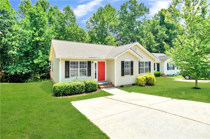 Property image 2 at 2336 Eargle Road, Charlotte, NC 28269