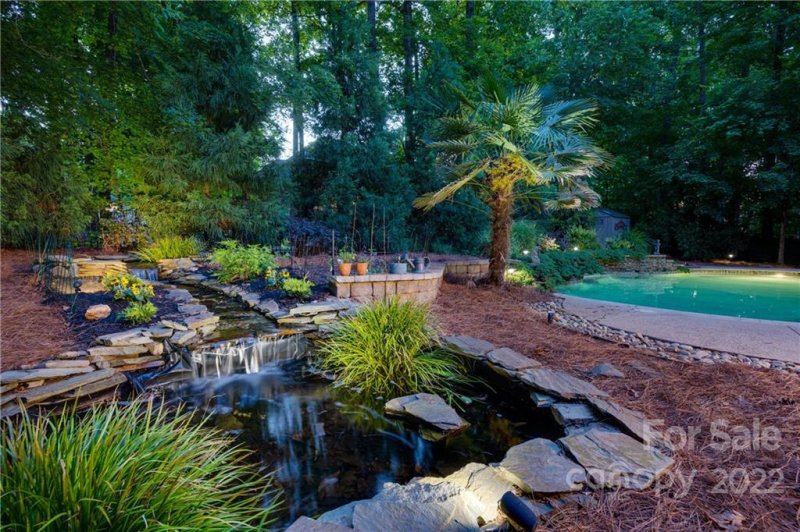 Property image 5 at 911 Thorn Ridge Lane, Clover, SC 29710