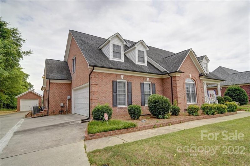 Property image 2 at 7142 Ruth Fidler Drive, Harrisburg, NC 28075