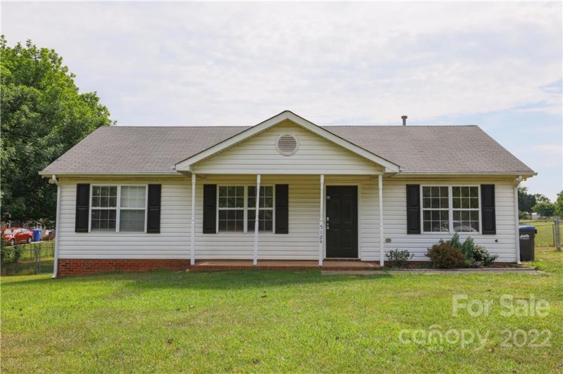 5124 Willow Run Drive