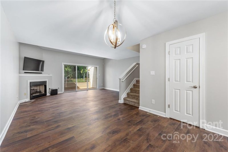 Property image 5 at 14017 Queens Harbor Road, Charlotte, NC 28278