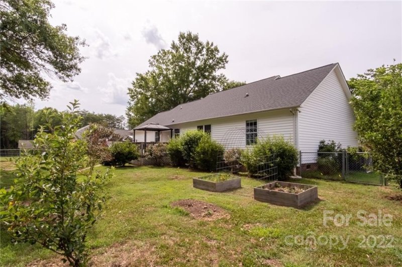 Property image 5 at 731 Pinehaven Circle, Clover, SC 29710