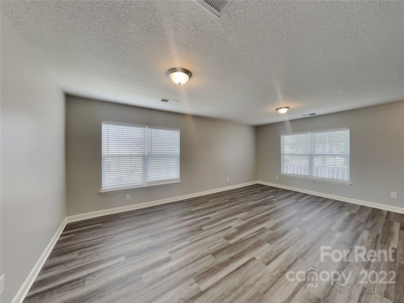 Property image 5 at 1418 Key Ridge Court, Charlotte, NC 28216