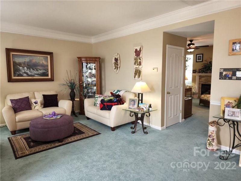 Property image 5 at 7527 Bluff Point Lane, Denver, NC 28037