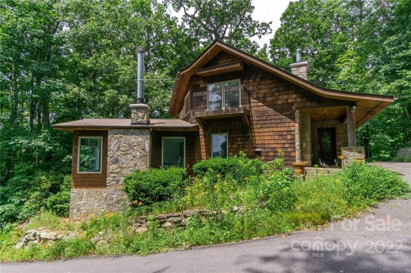 Property image 2 at 7 Wedgewood Terrace, Black Mountain, NC 28711