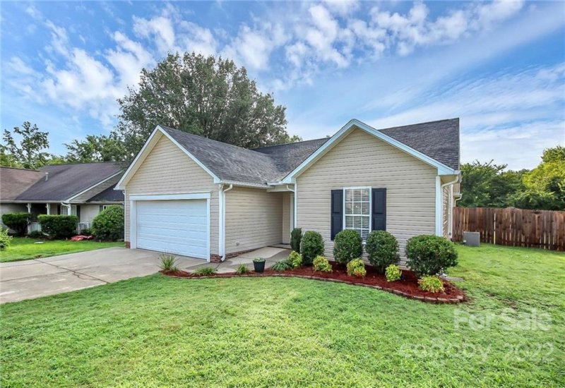 Property image 3 at 4621 Hampton Chase Drive, Concord, NC 28027