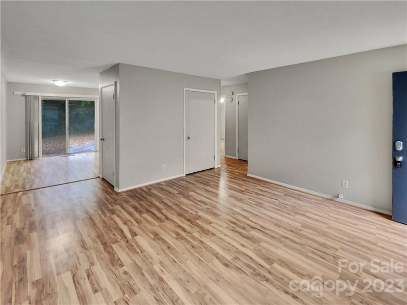 Property image 3 at 1812 Herrin Avenue, Charlotte, NC 28205