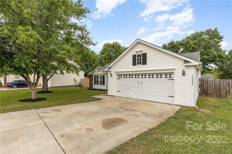 Property image 4 at 5891 Culloden Court, Concord, NC 28027