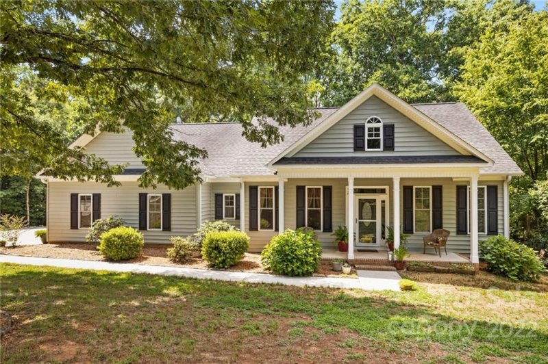 6474 Winding Creek Lane