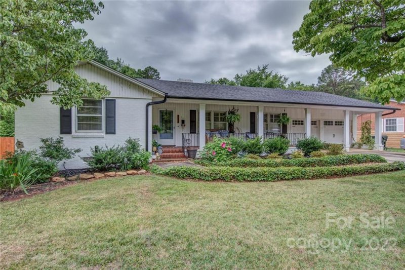 Property image 2 at 2623 Armstrong Park Drive, Gastonia, NC 28054