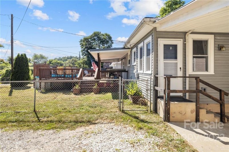 Property image 2 at 102 Short Street, Swannanoa, NC 28778