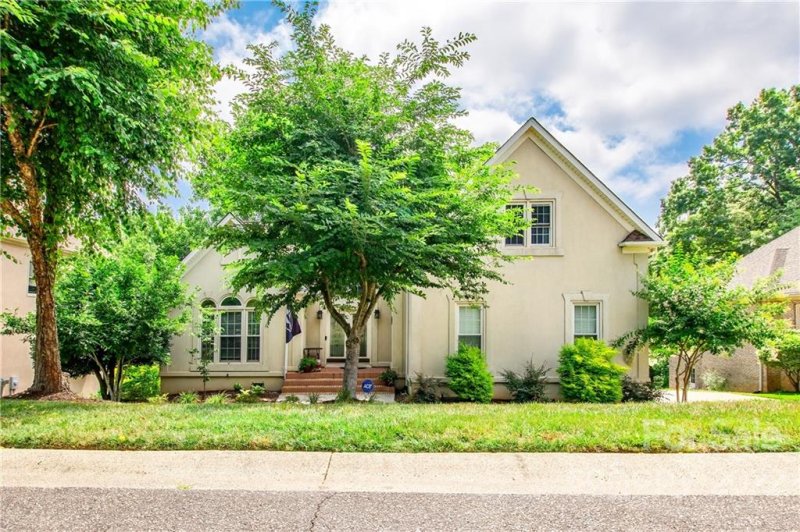 764 Portpatrick Place