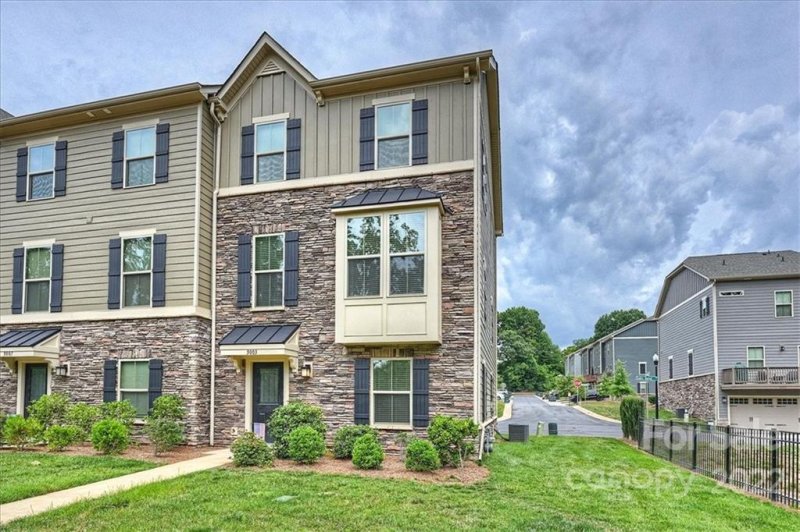 3003 Salix Bend Drive