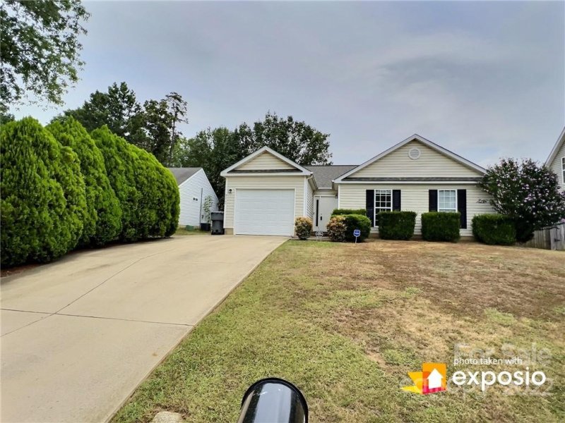 Property image 2 at 9245 Kimmel Lane, Charlotte, NC 28216