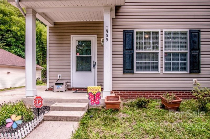 Property image 5 at 509 Underhill Lane, Mooresville, NC 28115