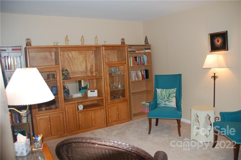 Property image 3 at 206 Clearbrook Road, Matthews, NC 28105