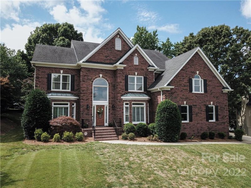 15815 Feeny Court