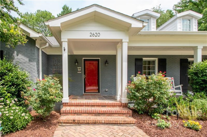 Property image 4 at 2620 Valencia Terrace, Charlotte, NC 28226